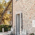 Drei-zimmer-panorama-wohnung Mit Terrasse Und Sommerpool By Interhome * Pesaro