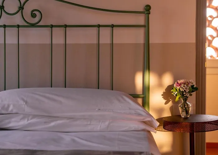 Drei-zimmer-panorama-wohnung Mit Terrasse Und Sommerpool By Interhome *