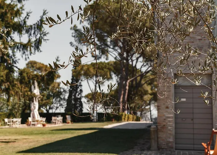 Apartamento Drei-zimmer-panorama-wohnung Mit Terrasse Und Sommerpool By Interhome *