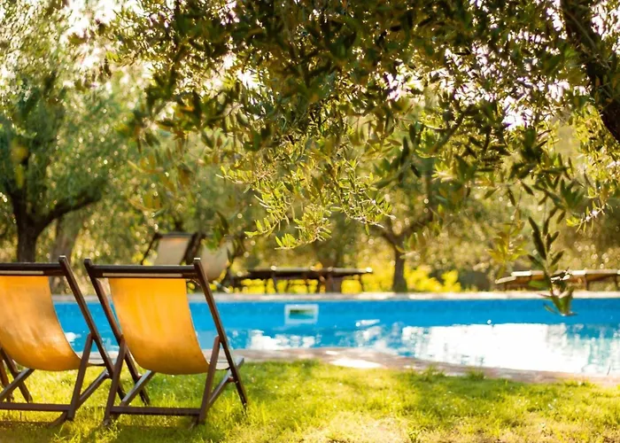 Drei-zimmer-panorama-wohnung Mit Terrasse Und Sommerpool By Interhome Pésaro